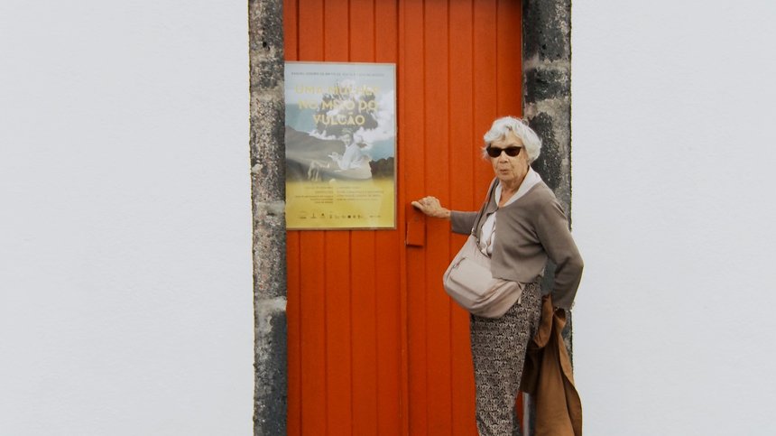 Raquel Soeiro de Brito_Chegada.00_00_30_06.Quadro005