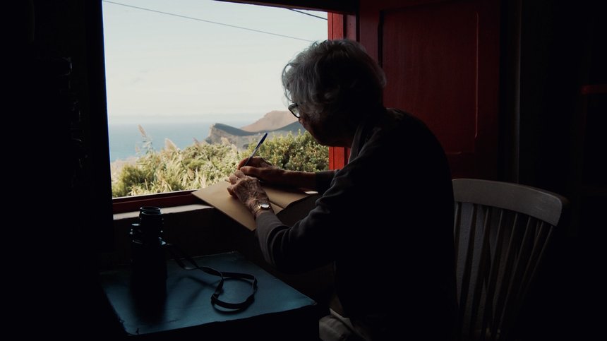 Sequence_Raquel Soeiro de Brito_Janela.00_38_29_06.Quadro004